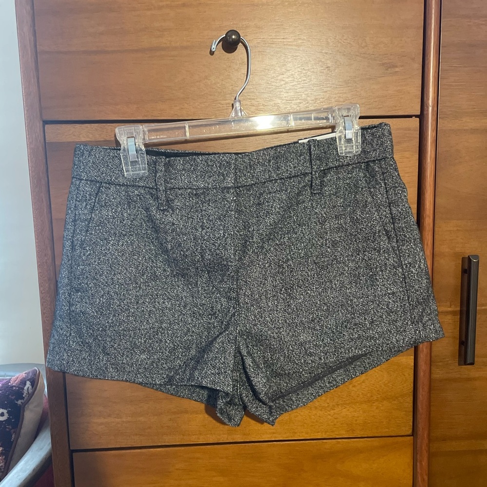 American Eagle Women's Wool Gray Shorts Size 4